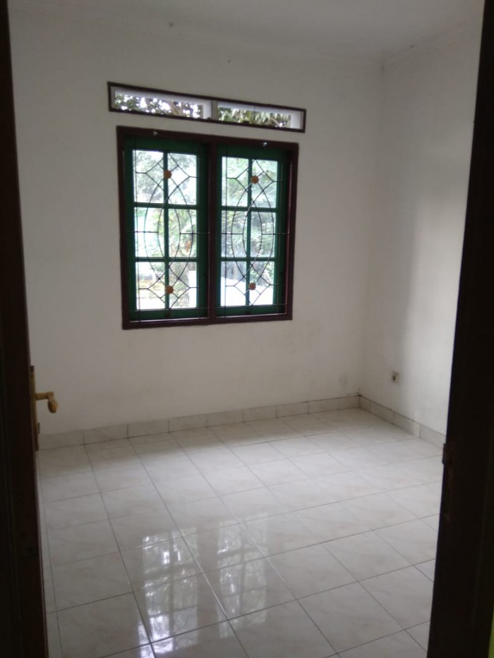 Rumah disewakan di cluster Carribean Deltamas Cikarang